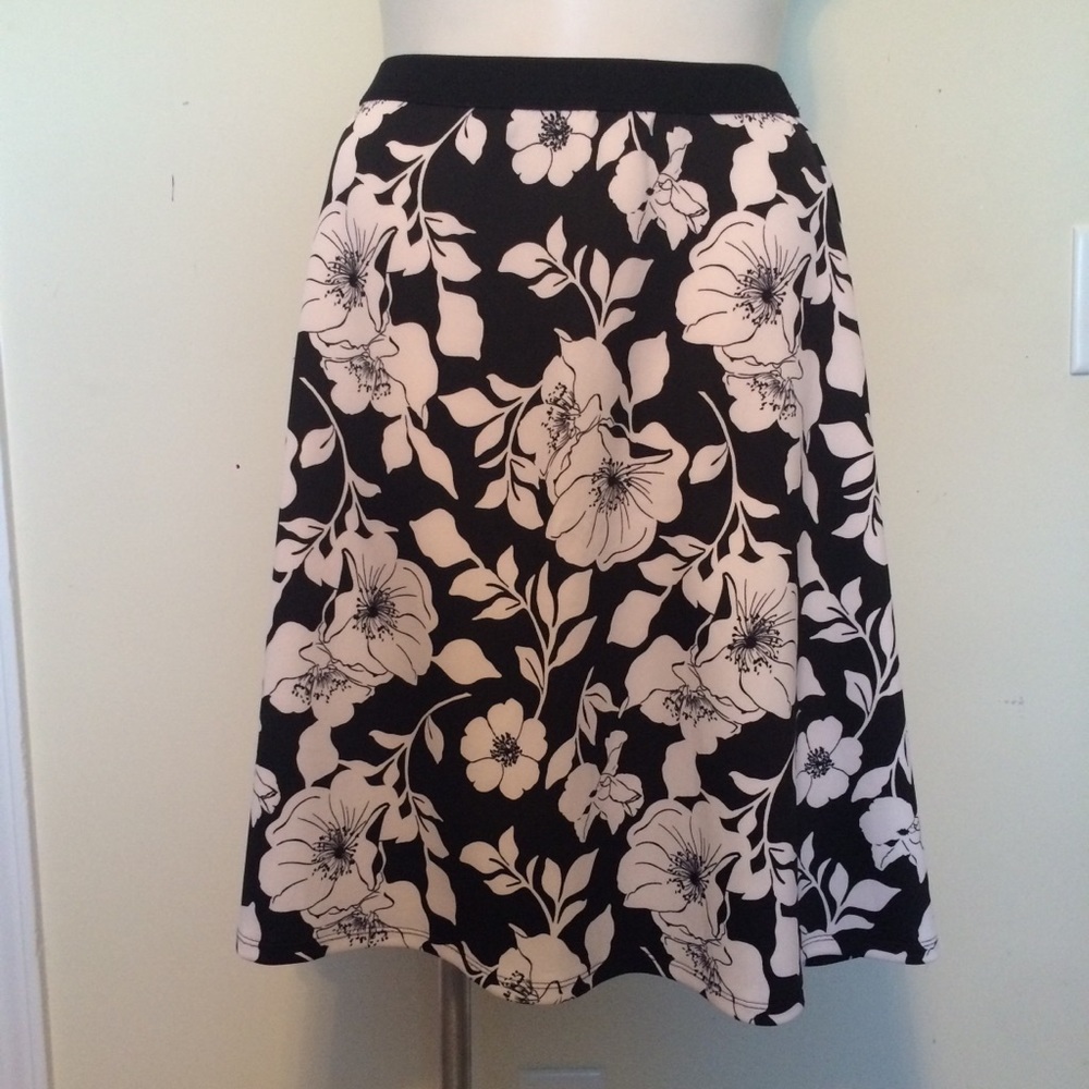 Tropical print skirt